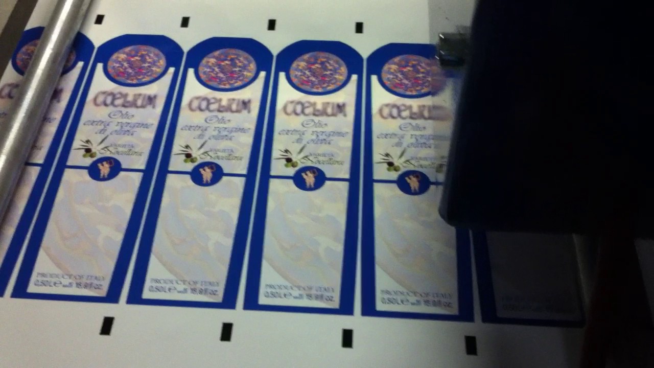 etichette in bobina con oro a caldo