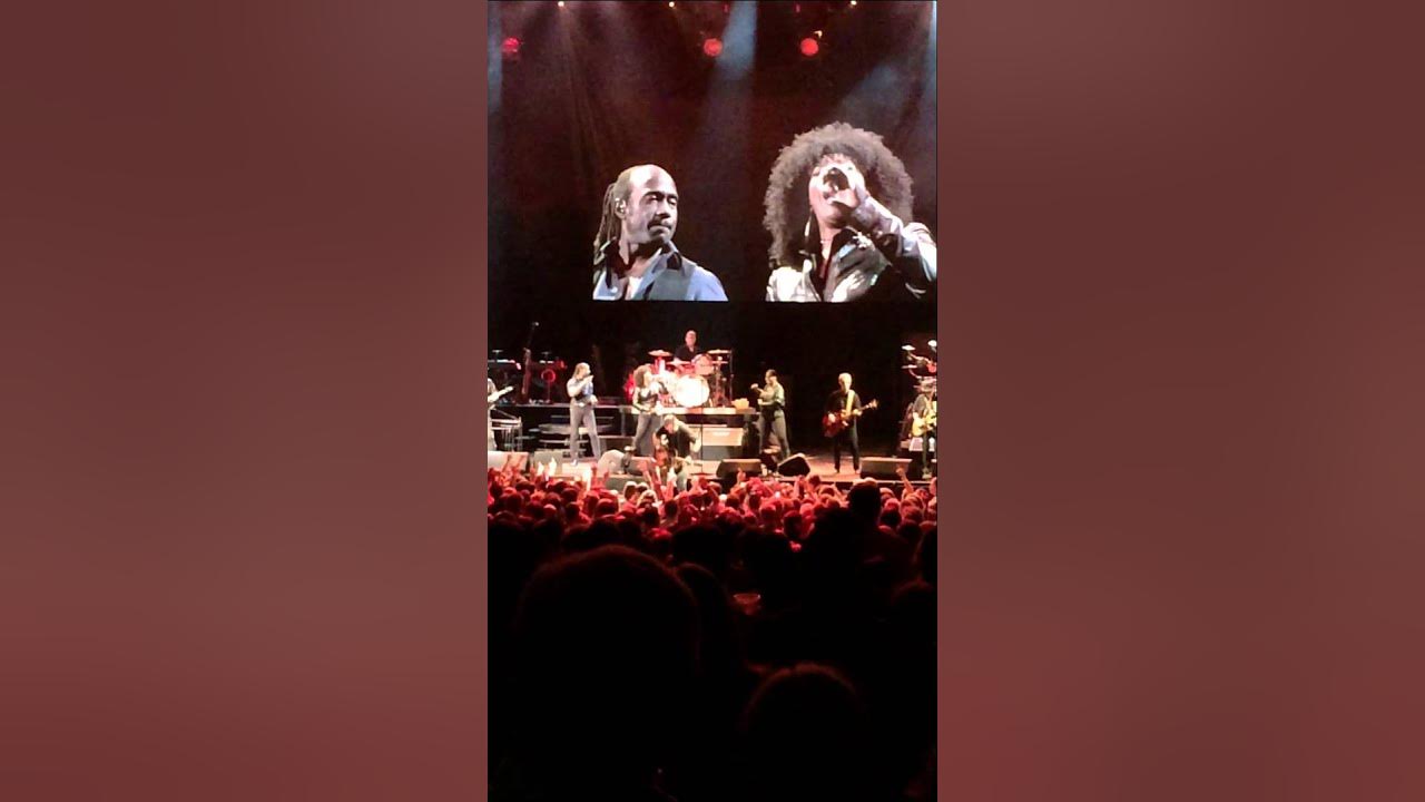 Shackled and drawn Bruce Springsteen Cindy Mizelle 041214 Virginia Beach YouTube