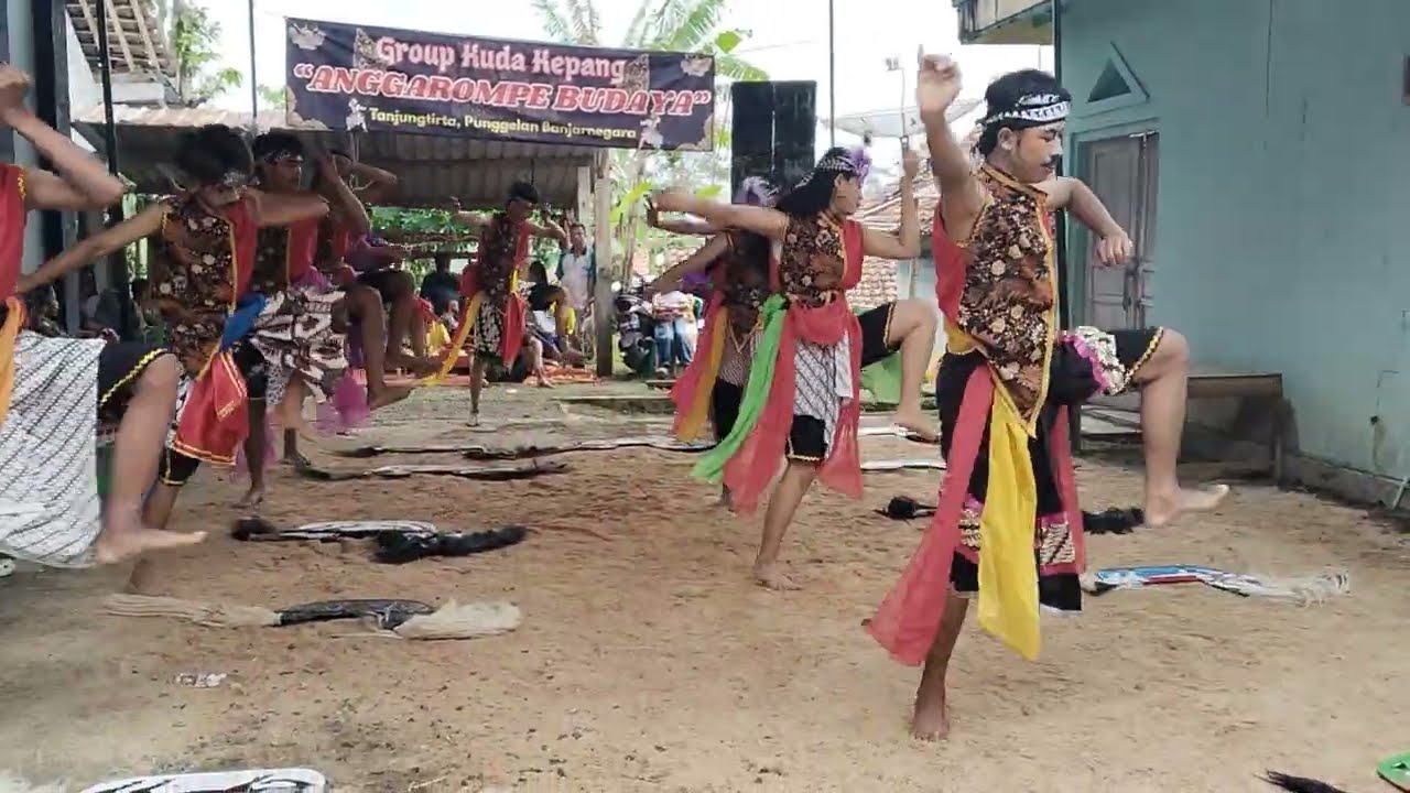 Bagian 1 janturan kuda kepang anggarompe budoyo live tanjungtirta 