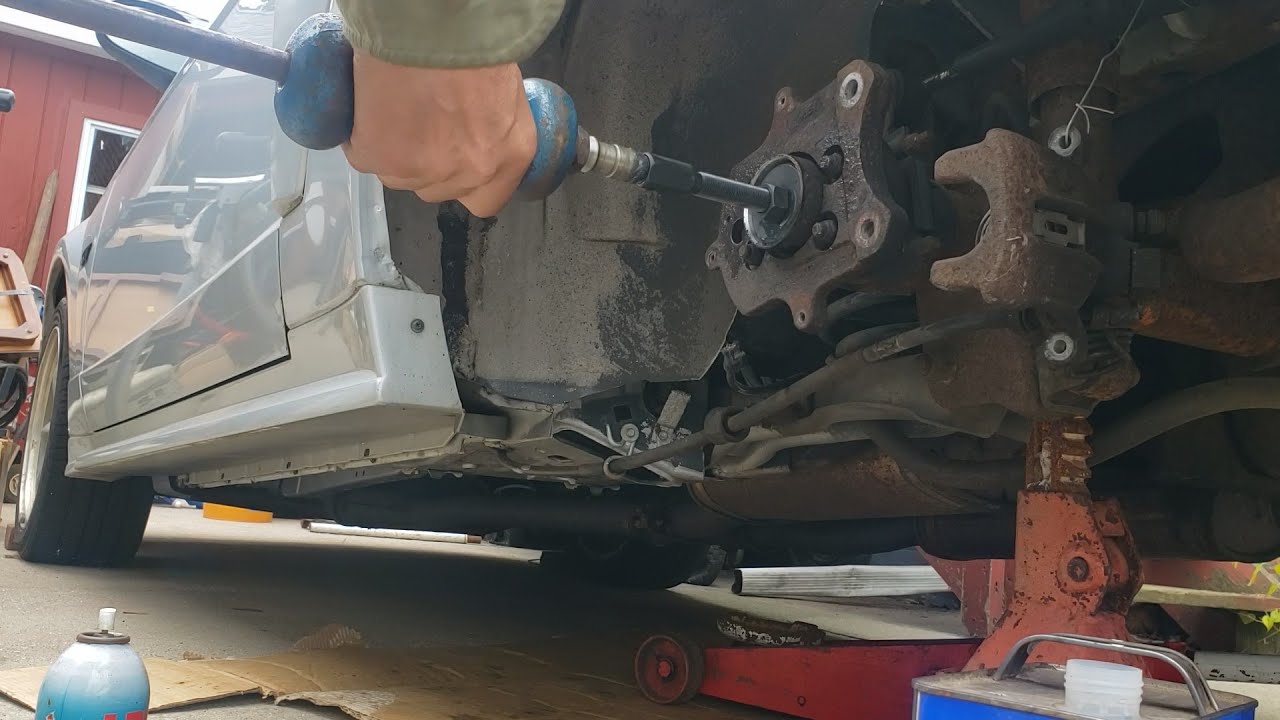 How to replace the rear wheel bearings and seals on a '94 2004 Mustang ...