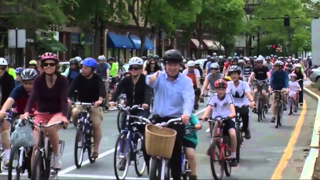 Brookline Bikes Beacon Annual Bike Parade