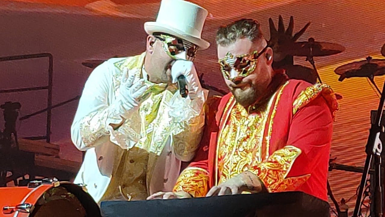 Panoptiko: Nech mi tu číslo (Forum Karlín, Praha, 24. 1. 2026) - Panoptiko (கார்டுகள்)