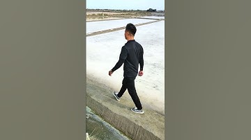 Ghé Thăm Ruộng Muối Phan Thiết | Nước mắm Tĩn - nước mắm Phan Thiết ngon với công thức 300 năm