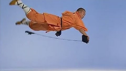 Shaolin Kung Fu weapon: chain whip