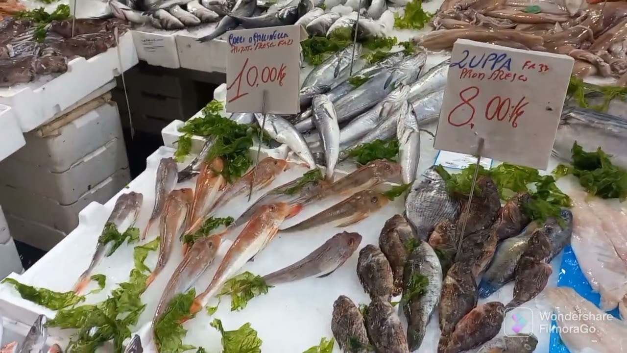 pescheria azzurra pignasecca video foto Michi Tadris 16 04 2022