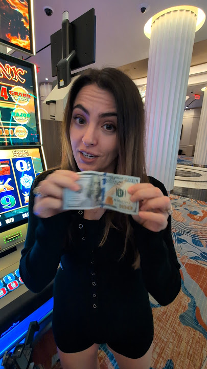 Download lagu $2500/Spin for $100 in Vegas! #casino  #gambling  #slots