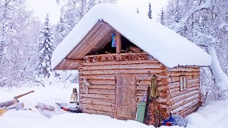 НОЧУЕМ В ИЗБЕ С КОШКОЙ / НА УЛИЦЕ - 40, А МЫ ЖИВЁМ В ТАЙГЕ НЕ СМОТРЯ НА ХОЛОД / ОХОТА НА РЯБЧИКА.