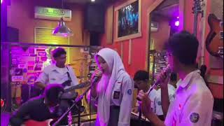 Lagu Interview Oleh Kelompok 4