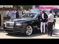 Mohamed hadid hops in his rollsroyce wraith after lunch with friends at il pastaio 52716