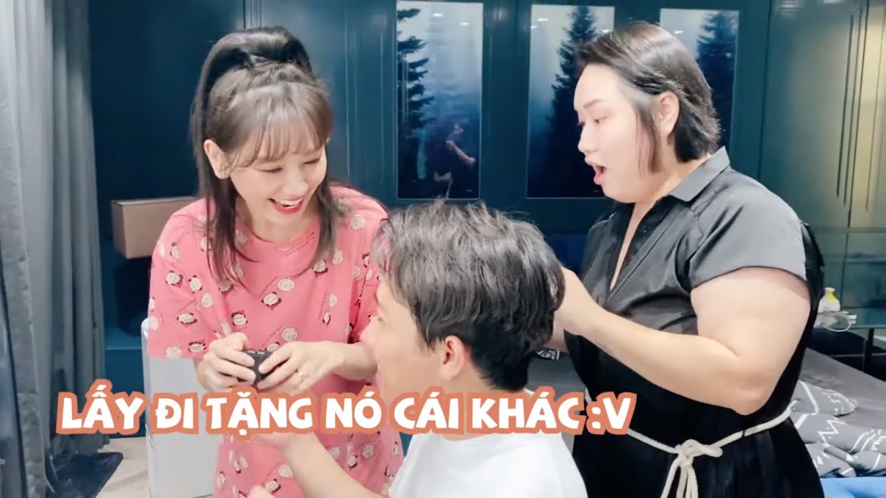 (한) Hari Won tặng quà sinh nhật cho Gill hair stylist nhưng Trấn Xìn không quên cà khịa 하리가 길에게 선물을!