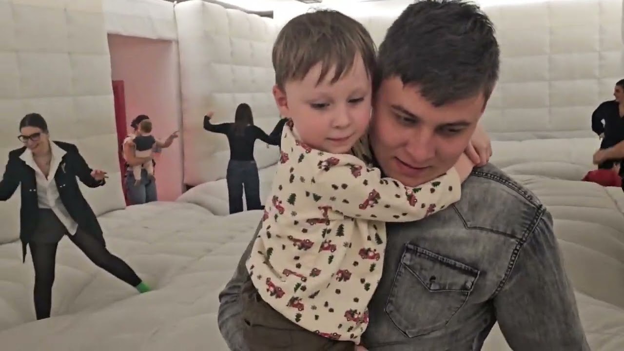 Рецепти тортів від шефа Денніса. Color Hotel Roma.