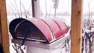 Cooking delicious pizza in Diy joe barrel Wood fired oven in -21°C... Best pizza ever