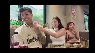 Katy y naim leyendo super chat y comiendo despues de aver visitando el templo folk #naim #katy