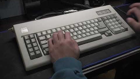 IBM Model F AT - IBM F (Capacitive) Buckling Springs