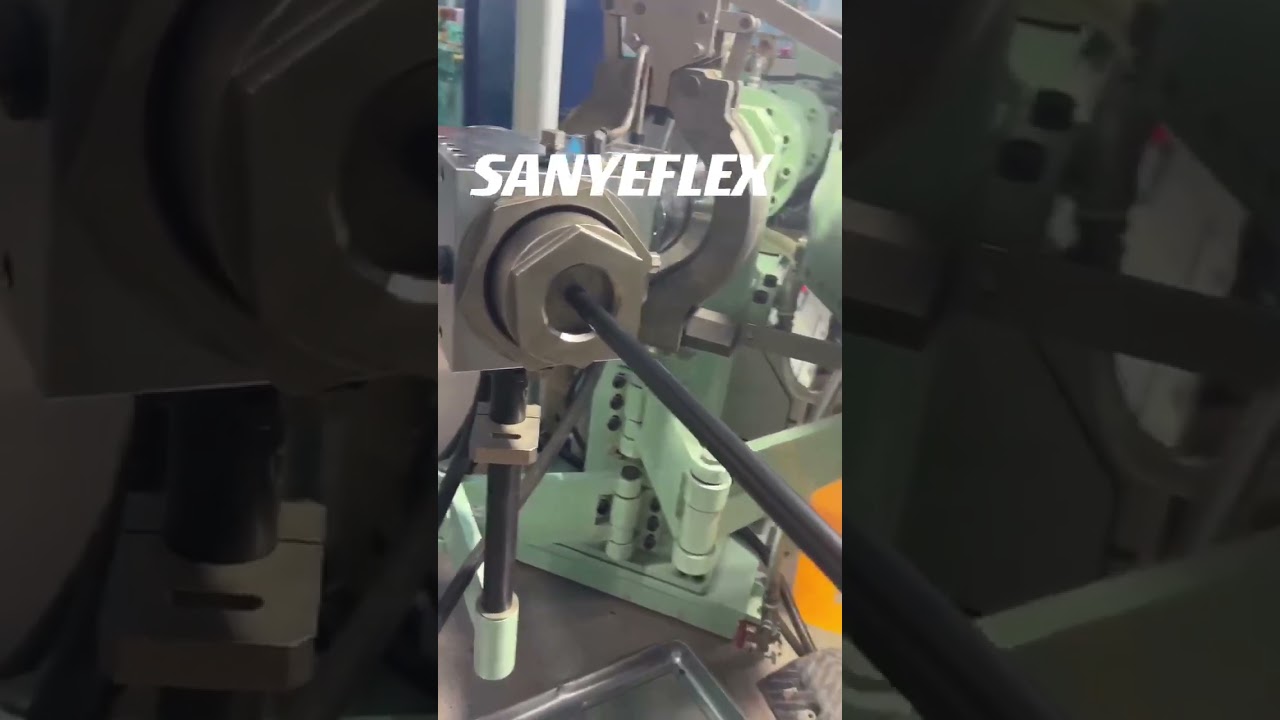 How to make hydraulic hoses? This is part of the production of hydraulic hoses.(Sanyeflex)