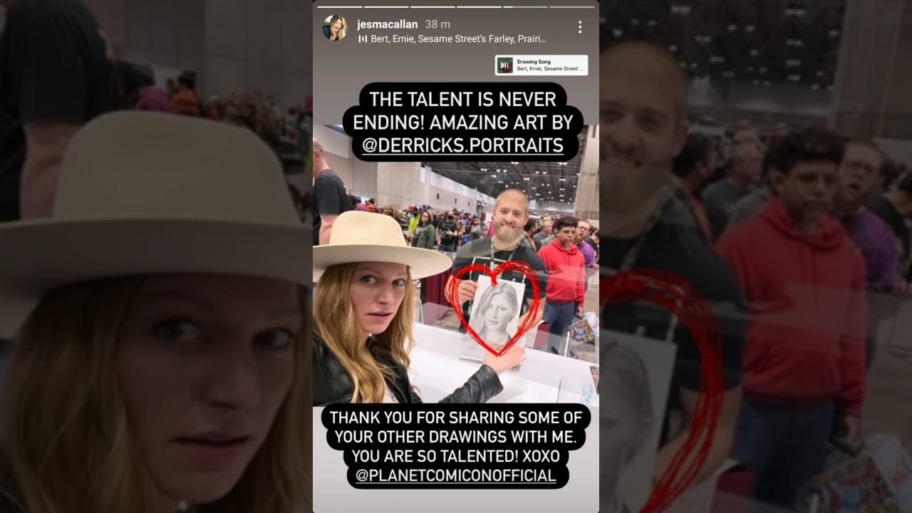 Jes Macallan at Planet Comicon in Kansas City 24/4/22