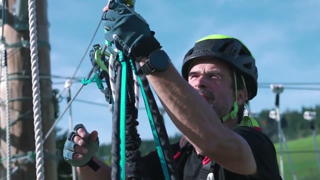 Mastering High-Angle Rescue in Adventure Parks