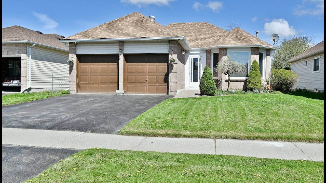 174 Elgin St, Lindsay (City of Kawartha Lakes) Open House Video Tour YouTube