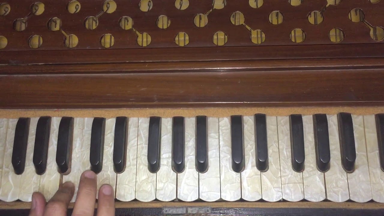 Hum kukkar tere darbar