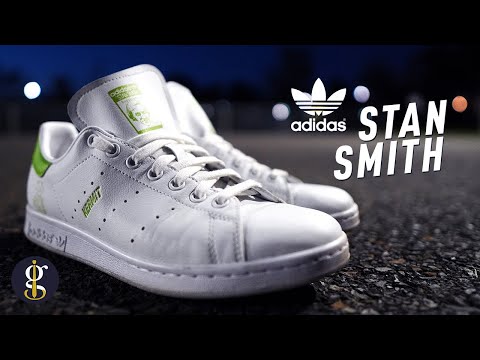 ADIDAS STAN SMITH REVIEW  A Forever Classic Sneaker? (The Kermit On Feet)  