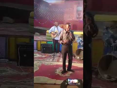 Aïcha علي دوكه و فرقة البلو استارز في ليله من برنامج معاي ضيف ٢٠١٦ من اعداد و تقديم عوض شكسبير