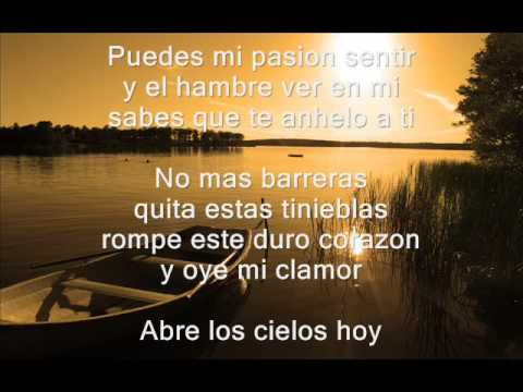 Watch the video for Abre los cielos