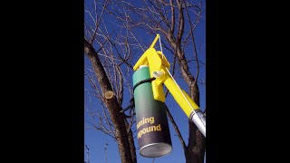 Gotcha Sprayer Adapter. How to avoid spraying the tip of the adapter with spray paint or tree prune.