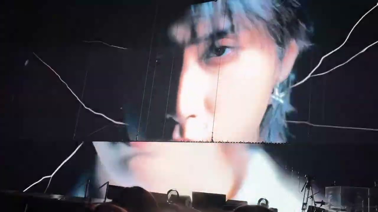Stray Kids World Tour ^RUN IT SEOUL^ DAY 1 VCR cr by IN2128J
