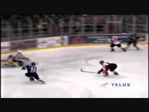 Alexandre Lavoie goal vs Baie-Comeau (2010-09-17)