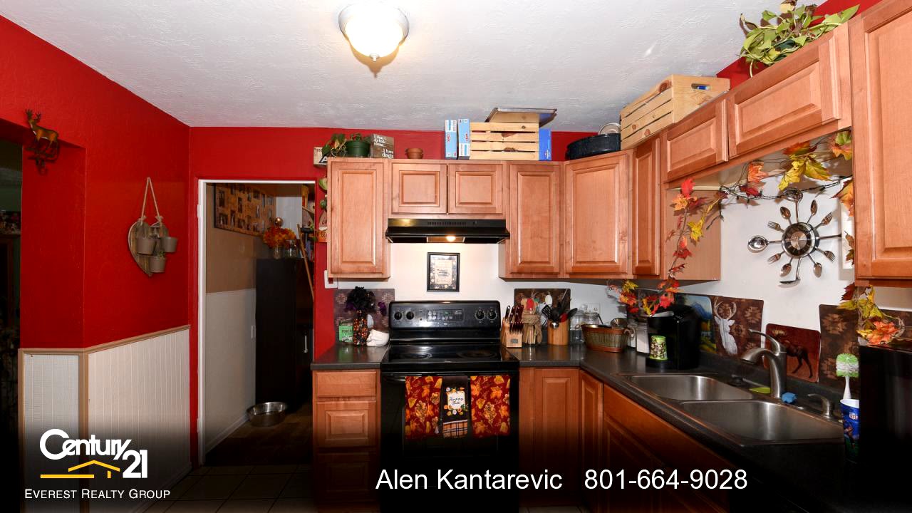 Home for sale - 4765 W 4895 S, Kearns, UT 84118