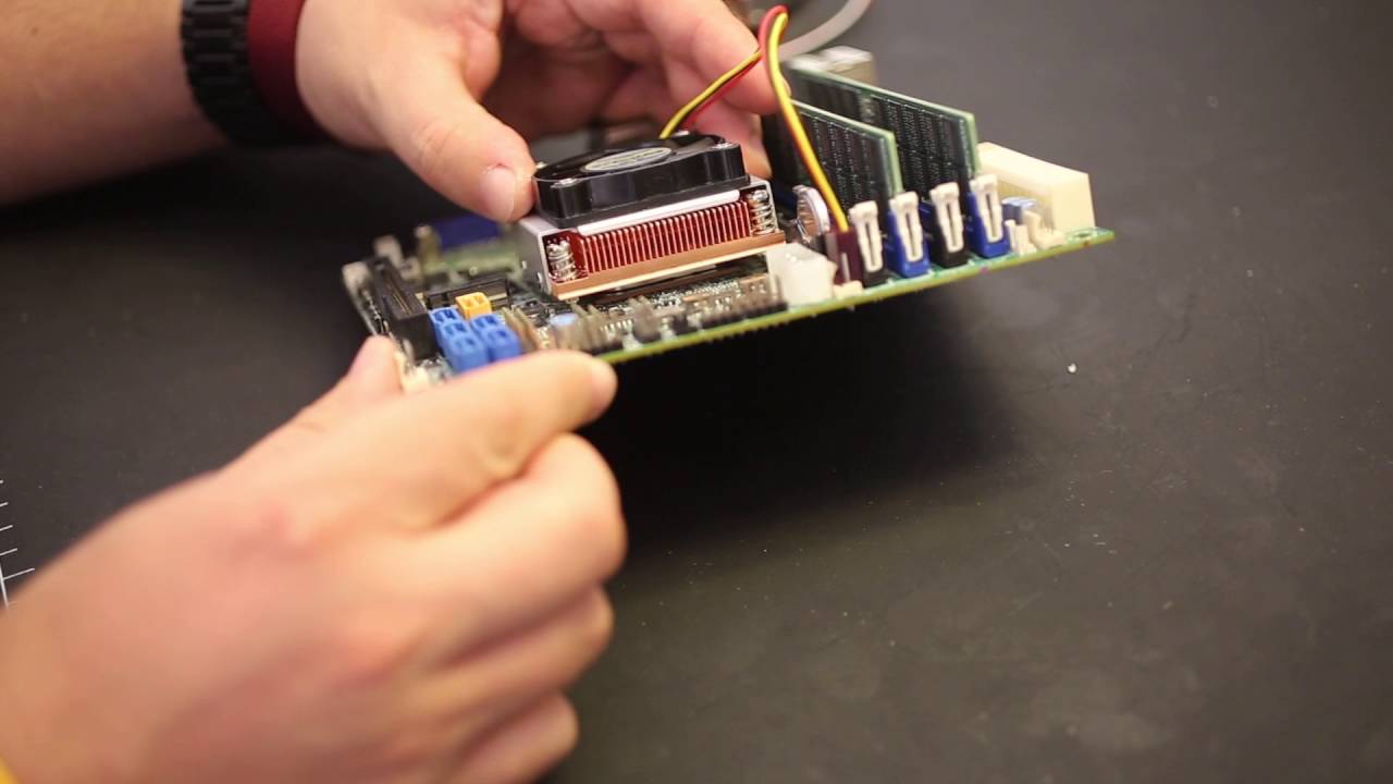 Supermicro Xeon D (X10SDV series) Heatsink Replacement - YouTube