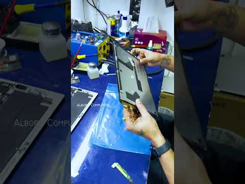 Microsoft Surface Pro Broken Screen Replacement | Abu Dhabi | Alborz Computers