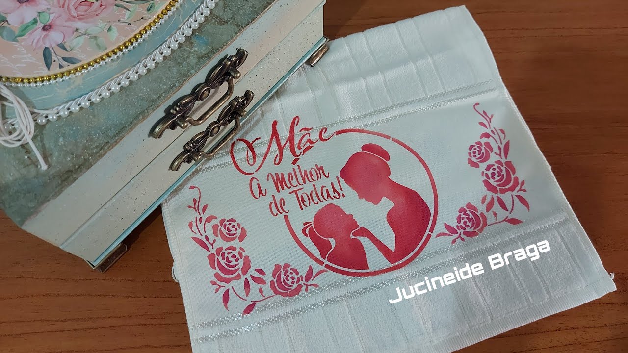 Arte no tecido - Para o dia das mães- toalhas pintadas com stencil