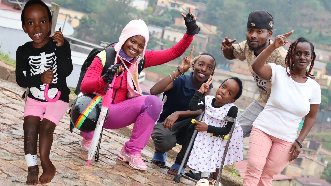 i GATAGARA NIHO BAMUBAZE TWEMBI NIBO BATUVUYE INKURU NZIZA KURI SCINERA UMWANA WA NYINAWAMBOGO❤️