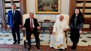 Италия - Лидер нации Эмомали  Рахмон встретился с Папой Римским Франциском, посетил Музей Ватикана.