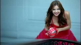 Victoria's Secret 2008 Holidays Commercial in HQ (60 seconds) - Adriana Lima