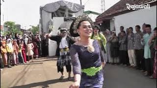 AKSI MENGUNDANG TAWA MISS DAKEM & MA  EBREG  MAPAG BESAN