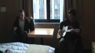 Chris Jones & Eller van Buuren - Going Wrong (Acoustic) chords