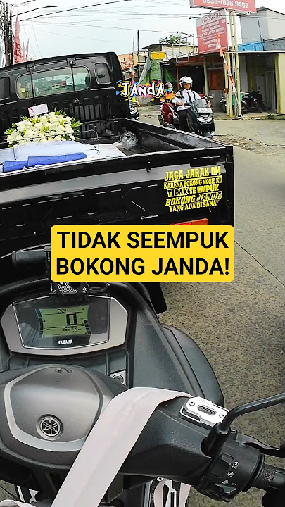 Messy widow's ass #short #motoransantuy #motovlog #relaxedriding #funnymotovlog #widow