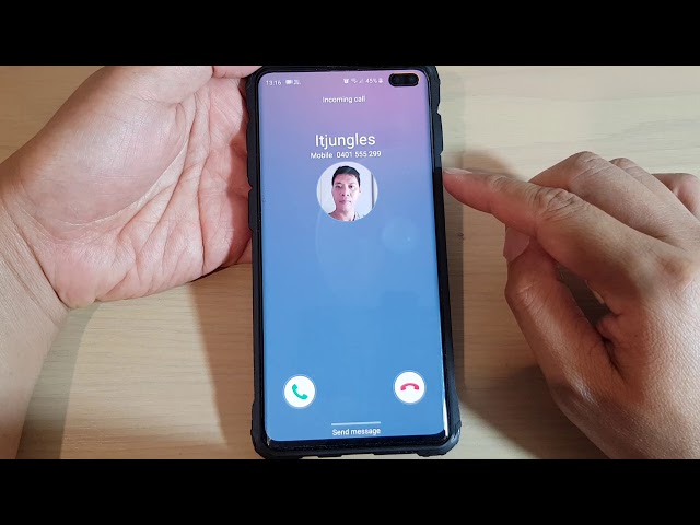 Galaxy S10+ Incoming Call With Original Ringtone Over the Horizon class=