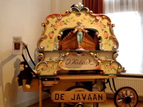 36 key Verbeeck organ de Javaan plays Rondeau Vals...