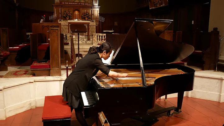 Matthew Sullivan and Hsiao-Ying Lin perform "I am ...