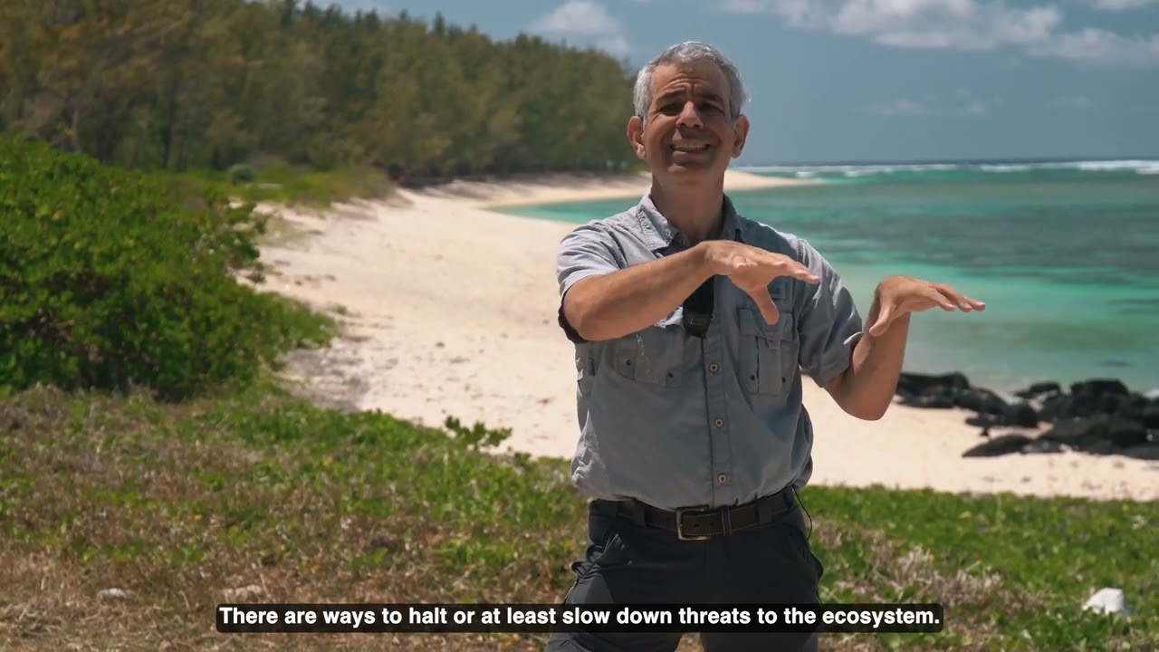 Coastal ecosystems (part 2) - Let's listen to scientists and coastal people (Mauritius)