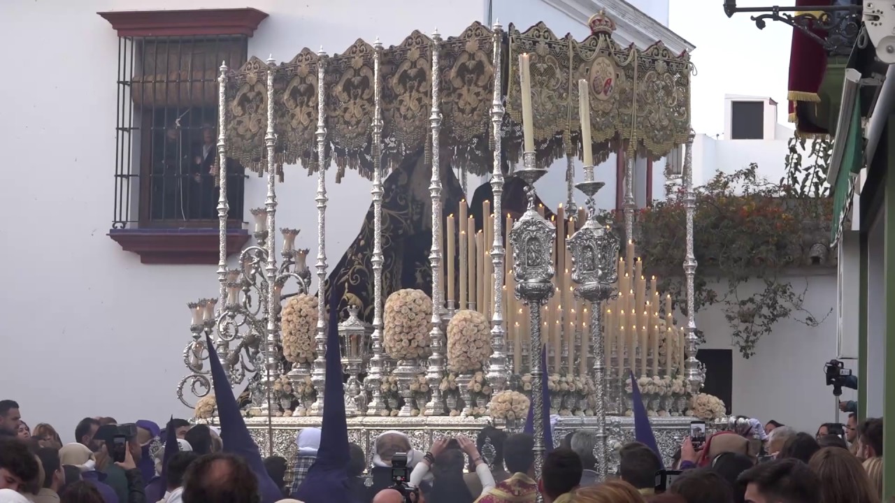 PETALA A LA VIRGEN DE LAS LAGRIMAS DE LA PUEBLA DE CAZALLA 2017