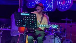 Special Request (2): Bob Marley: I Shot the Sheriff by Sky Bar - Old Days Pattaya Live Music