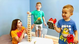 Лев и Мама Решили Поиграть в Jenga Что то Пошло не Так Глеб Мешает Играть