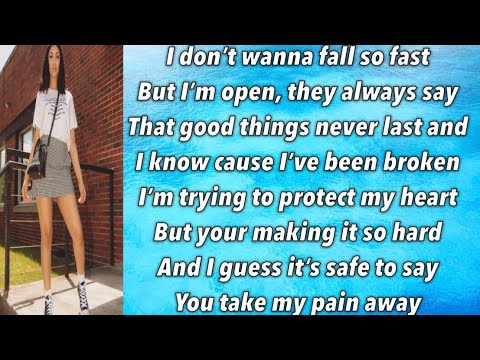Queen Naija - Butterflies (LYRICS)