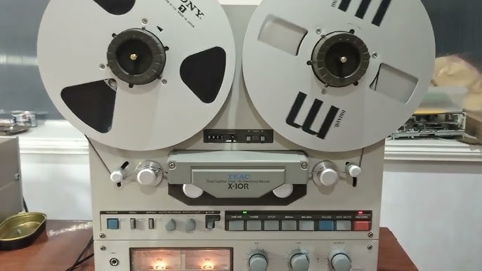 Teac X 300R Reel to Reel Demonstration Video. 