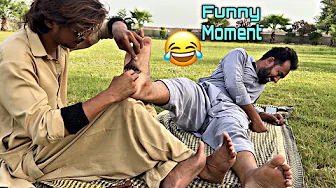 The Most Ticklish Feet in the World? Massage Test!*🌎