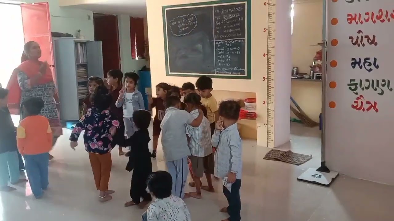             બાળગીત 👭🧑‍🤝‍🧑